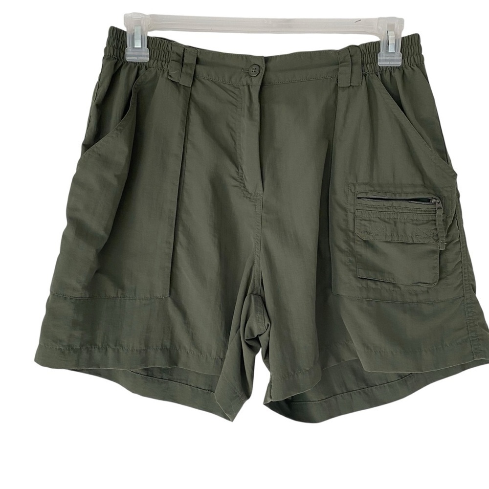 WORLDWIDE SPORTSMAN women's size 14 Olive Green zip Cargo Shorts